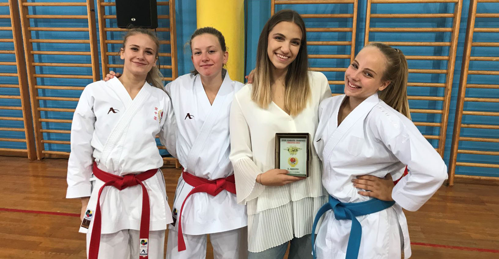 Flavia srebrna na Darfestu