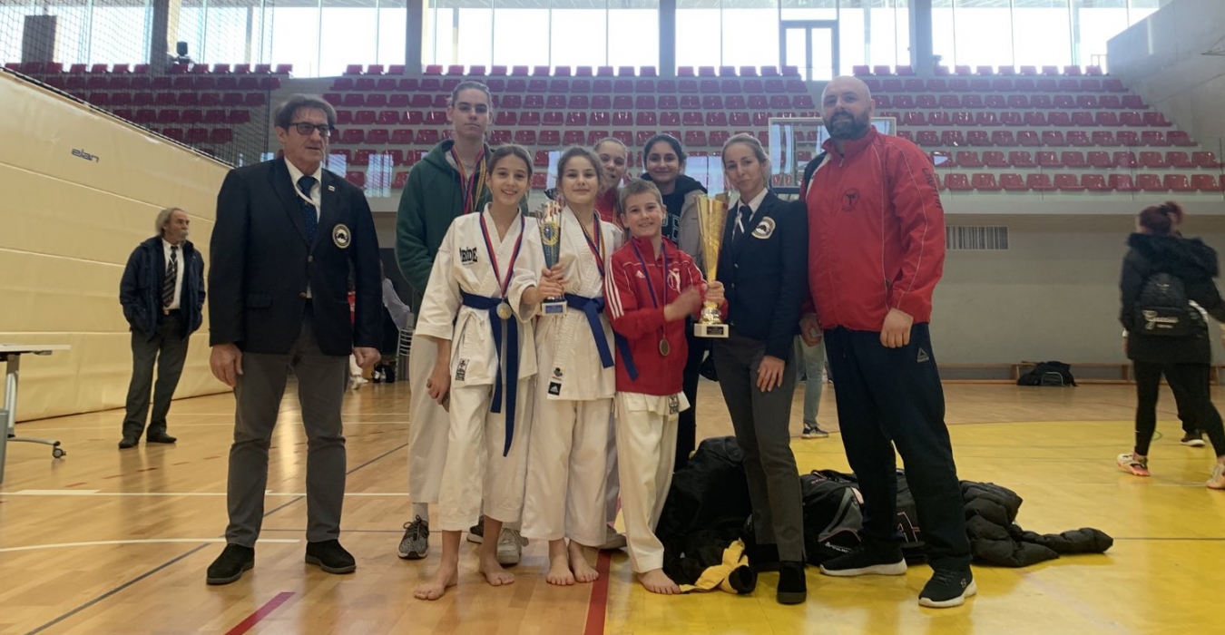 Šest medalja sa Županijske lige u borbama