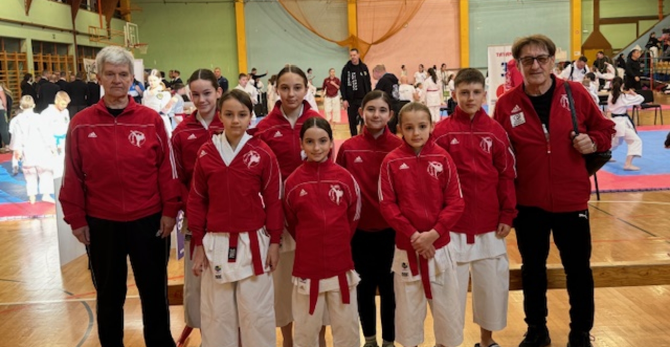 Tri zlatne i dvije brončana medalja za mlade karatiste Karate kluba Finida iz Poreča na međunarodnom karate turniru u Postojni